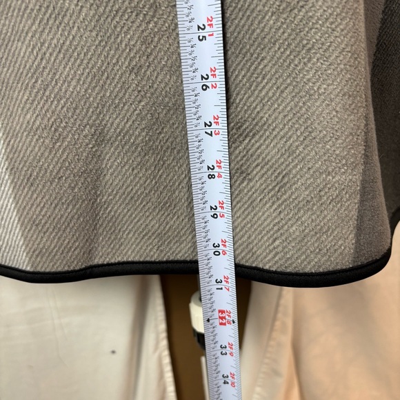 Ikebehar Soft Open-Front Poncho Wrap – Neutral Plaid Pattern – One Size - Picture 7 of 10